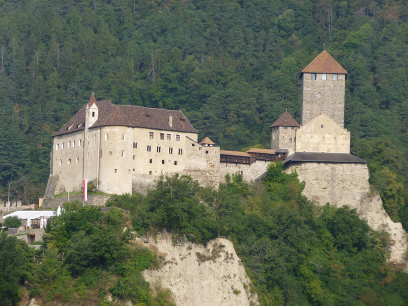 Schloss Tirol